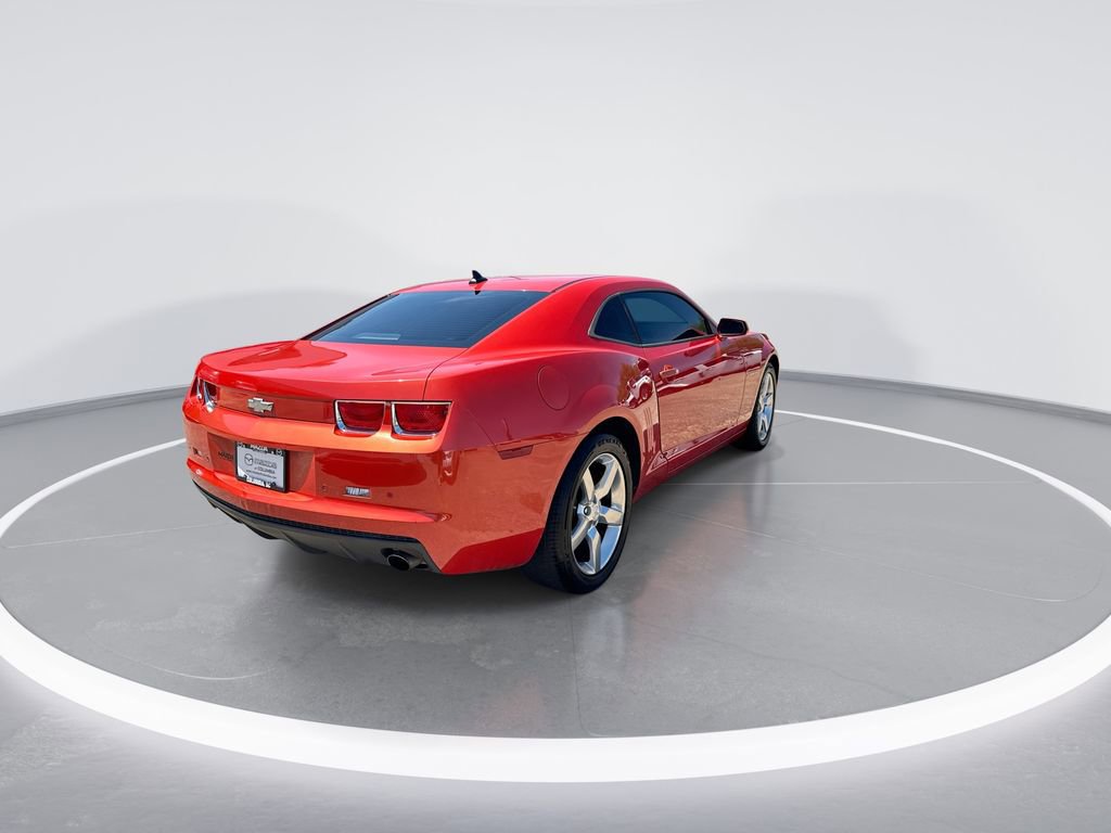 Used 2010 Chevrolet Camaro LT RWD image 8