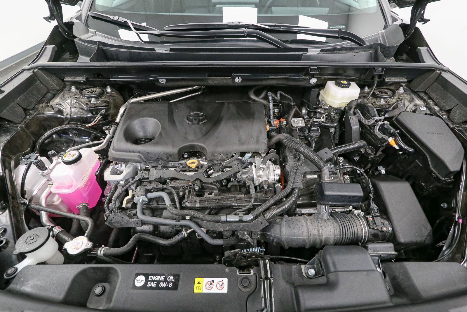 Used 2026 Toyota RAV4 XLE Premium AWD/4WD image 15