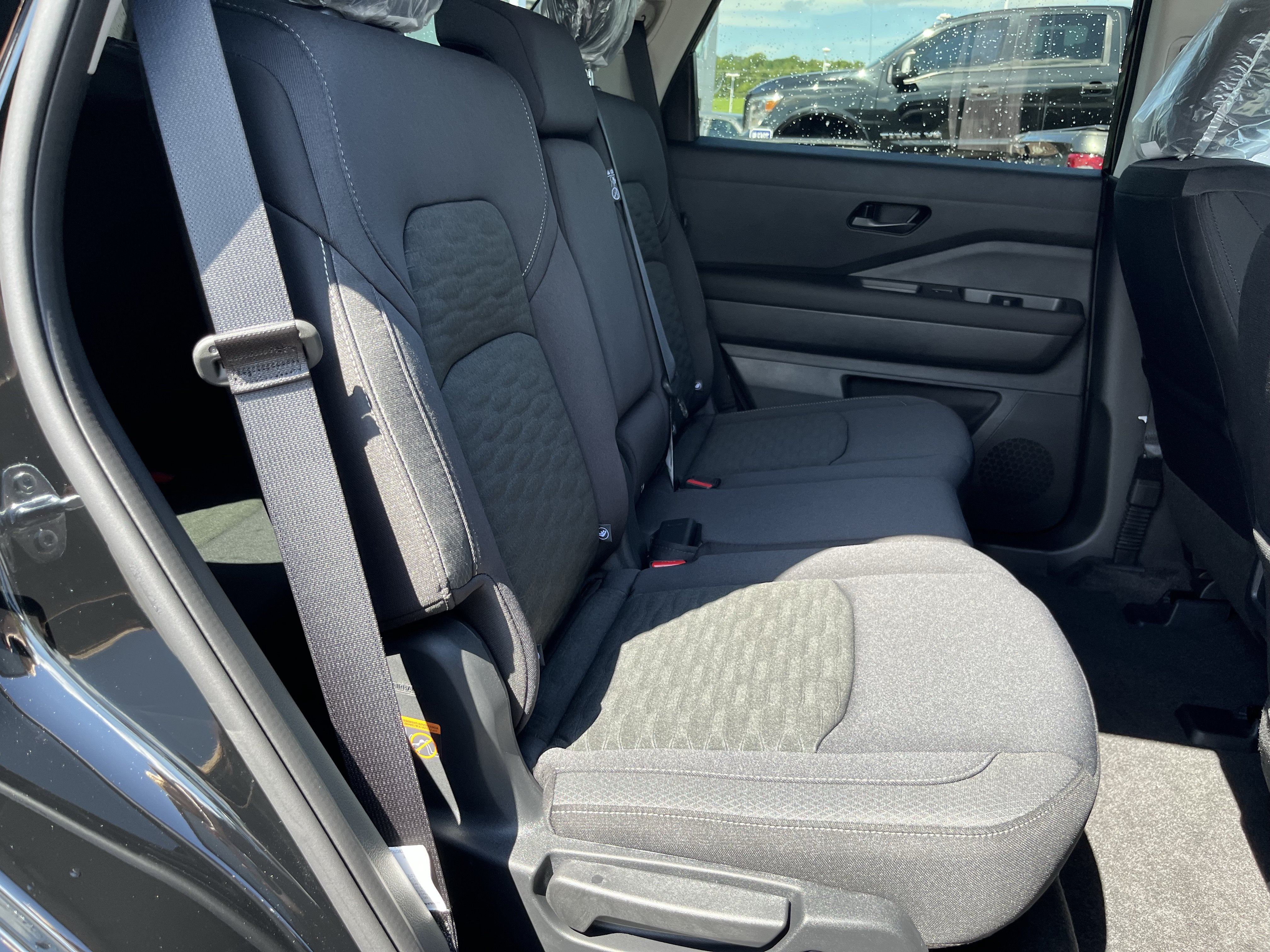 New 2026 Nissan Pathfinder SV AWD/4WD image 4