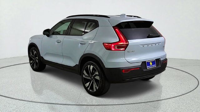 New 2026 Volvo XC40 B5 Plus w/ Climate Package AWD/4WD image 5