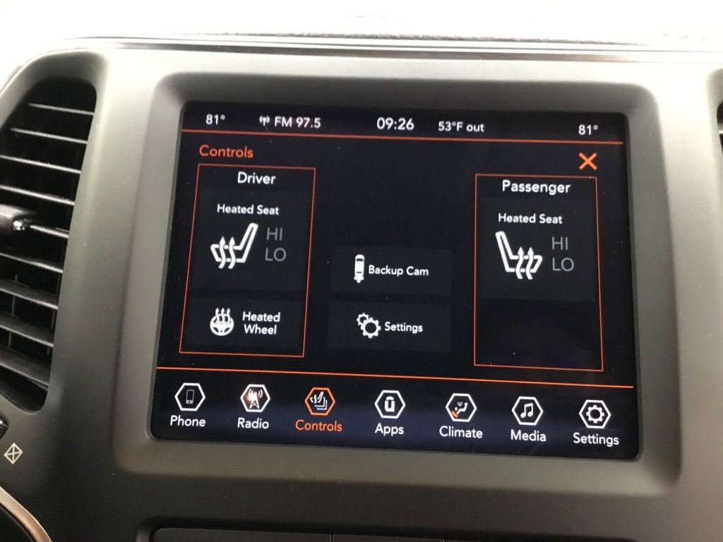 Used 2022 Jeep Cherokee Latitude w/ Comfort/Safety Group AWD/4WD image 32