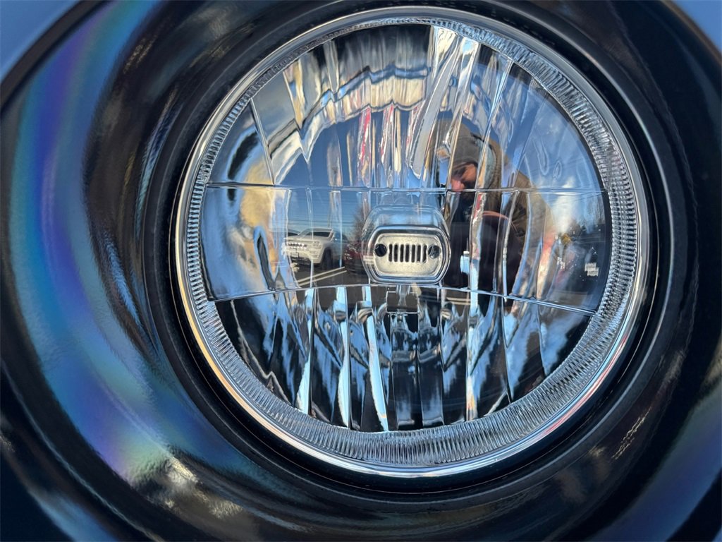 Used 2021 Jeep Gladiator Willys image 22