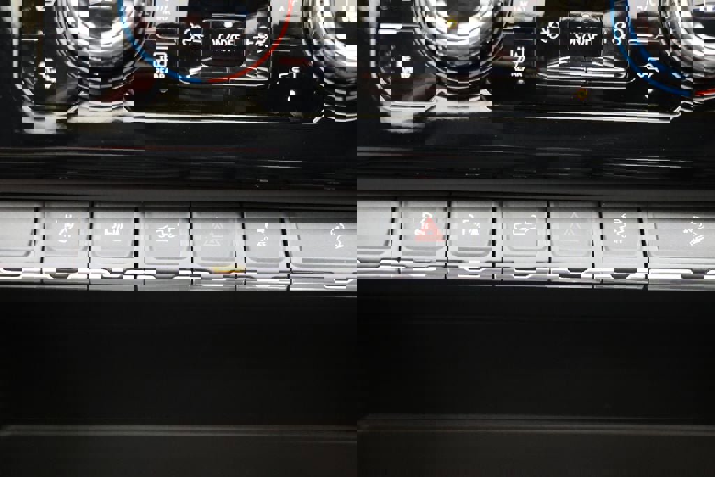 Used 2024 GMC Sierra 2500 Denali w/ Denali Reserve Package image 30