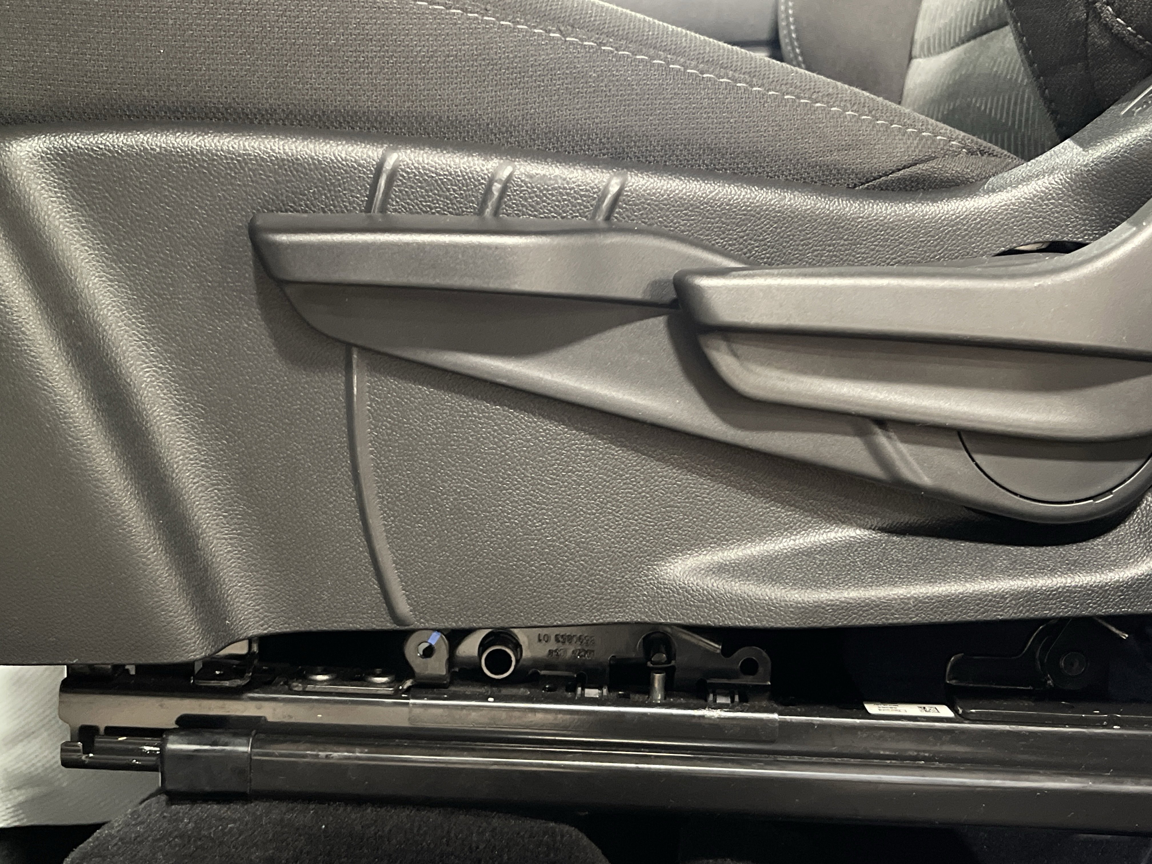 Used 2025 Chevrolet Equinox LT image 10