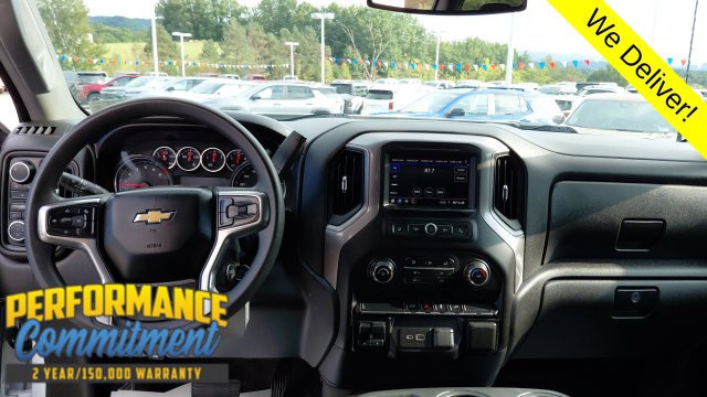 Used 2022 Chevrolet Silverado 2500 Custom w/ Custom Value Package AWD/4WD image 15
