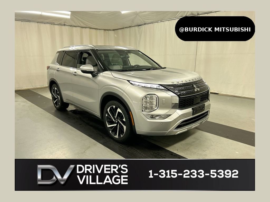 Used 2023 Mitsubishi Outlander SEL AWD/4WD image 1