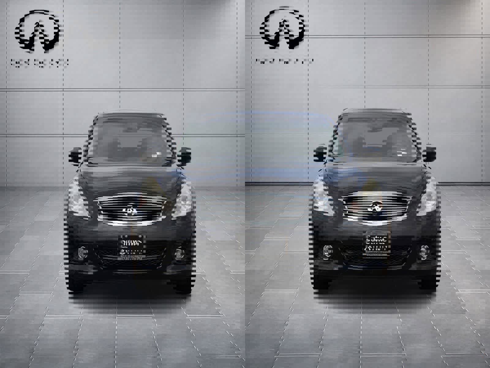 Used 2012 INFINITI G37 Journey w/ Premium Pkg RWD image 2