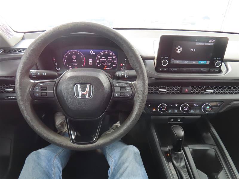 Used 2024 Honda Accord EX image 20