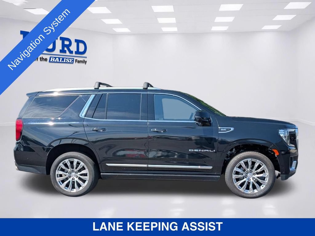 Used 2024 GMC Yukon Denali w/ Advanced Technology Package AWD/4WD image 3