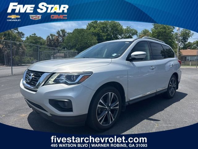Used 2019 Nissan Pathfinder Platinum FWD image 1