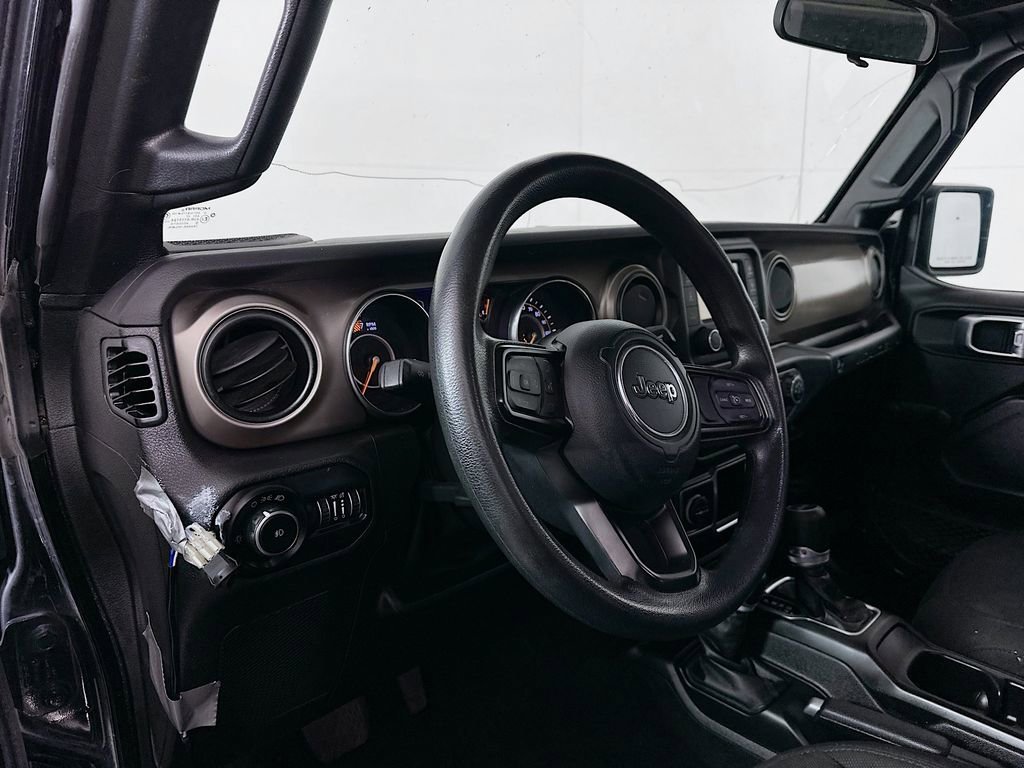 Used 2020 Jeep Wrangler Unlimited Sport image 9