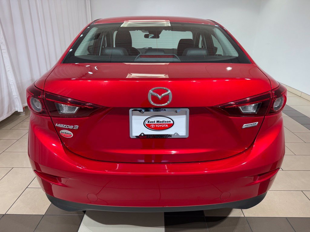 Used 2017 MAZDA MAZDA3 Touring FWD image 4