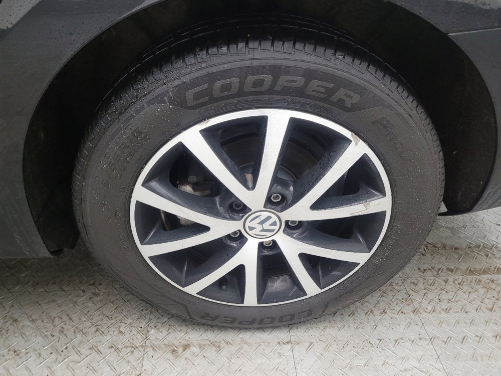 Used 2018 Volkswagen Jetta SE image 31