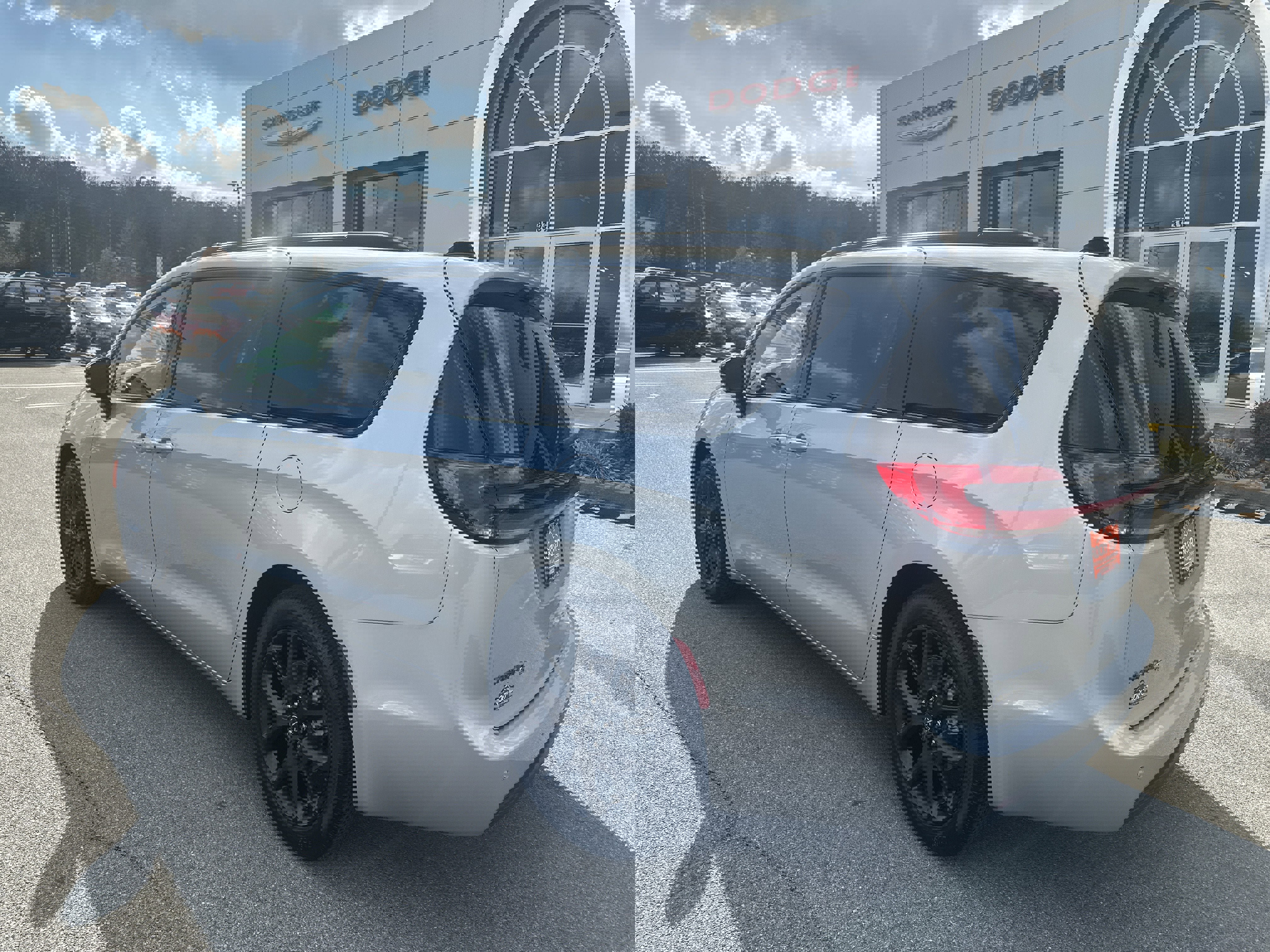 New 2026 Chrysler Pacifica Select image 10