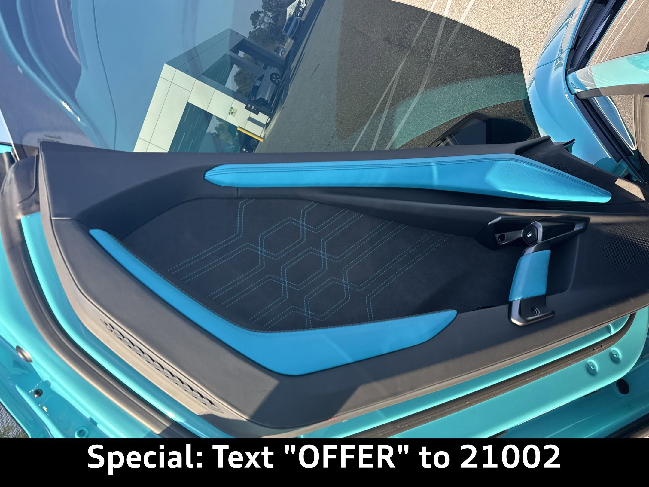 Used 2024 Lamborghini Revuelto image 26