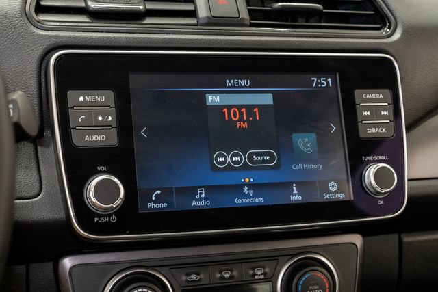 Used 2025 Nissan Leaf S FWD image 19