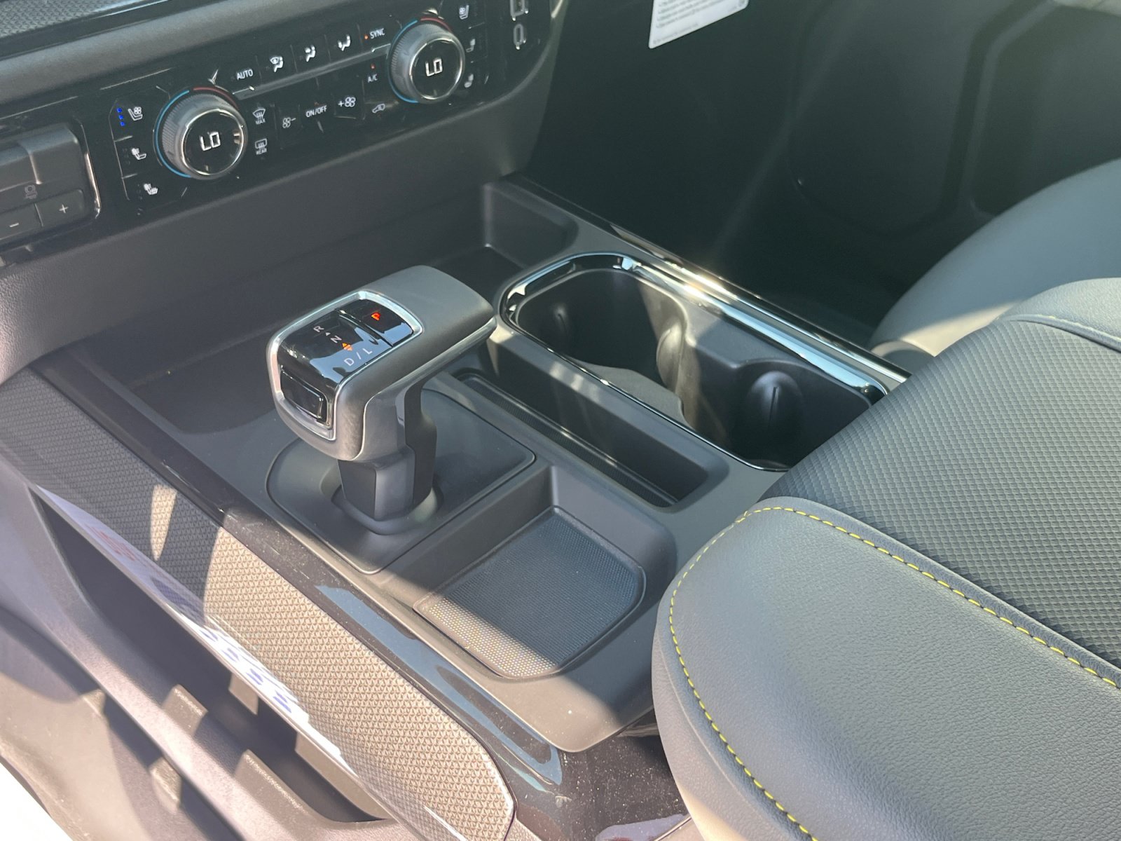 New 2026 Chevrolet Silverado 1500 ZR2 w/ LPO, Dark Essentials Package AWD/4WD image 15