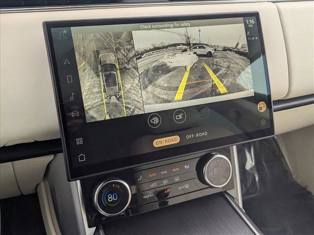 Used 2023 Land Rover Range Rover SE image 13