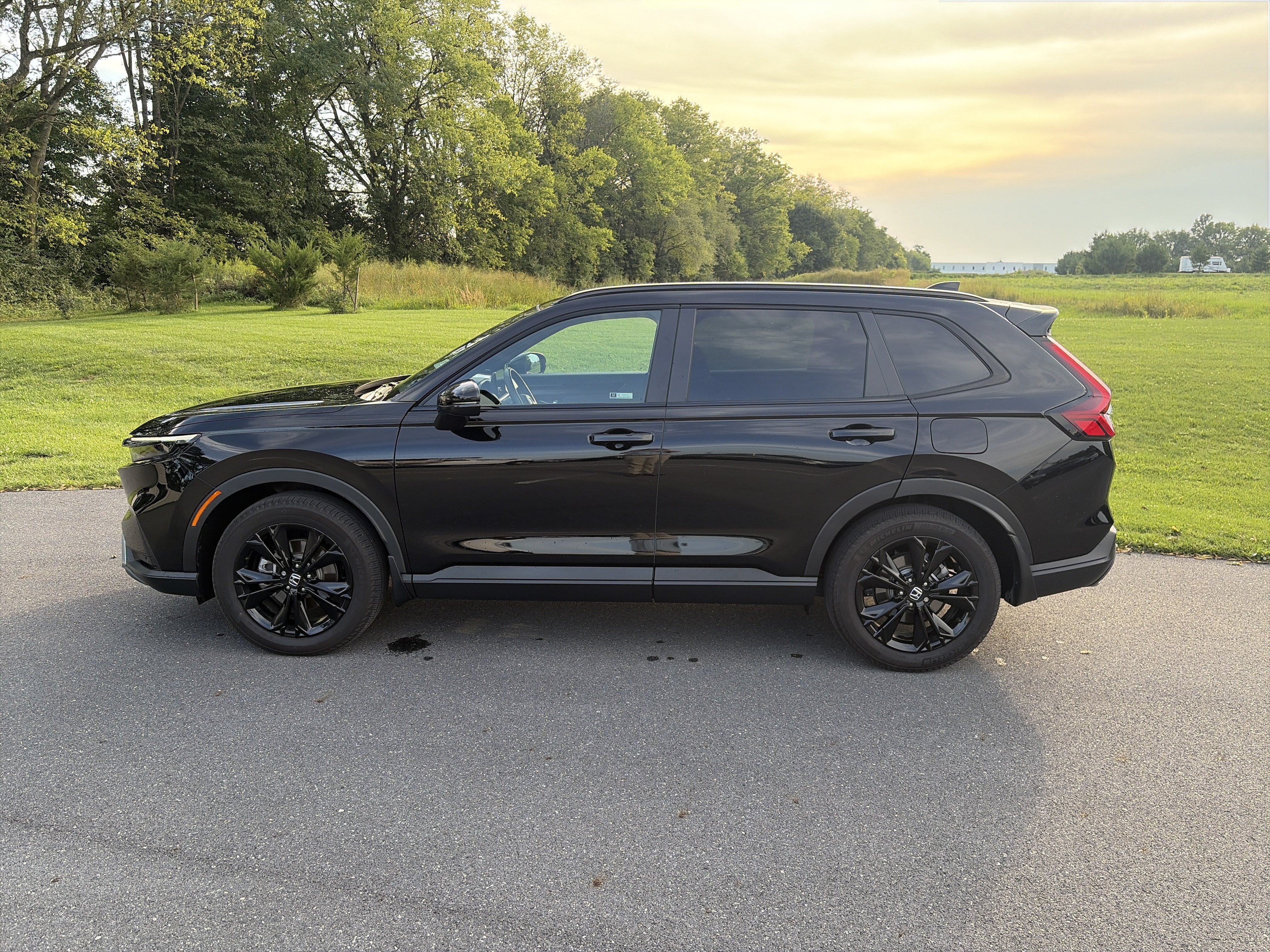 Used 2026 Honda CR-V Sport Touring image 8