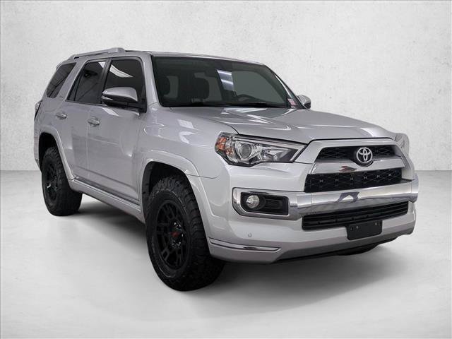 Used 2016 Toyota 4Runner Limited AWD/4WD image 3