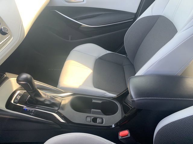 Used 2023 Toyota Corolla XSE image 31