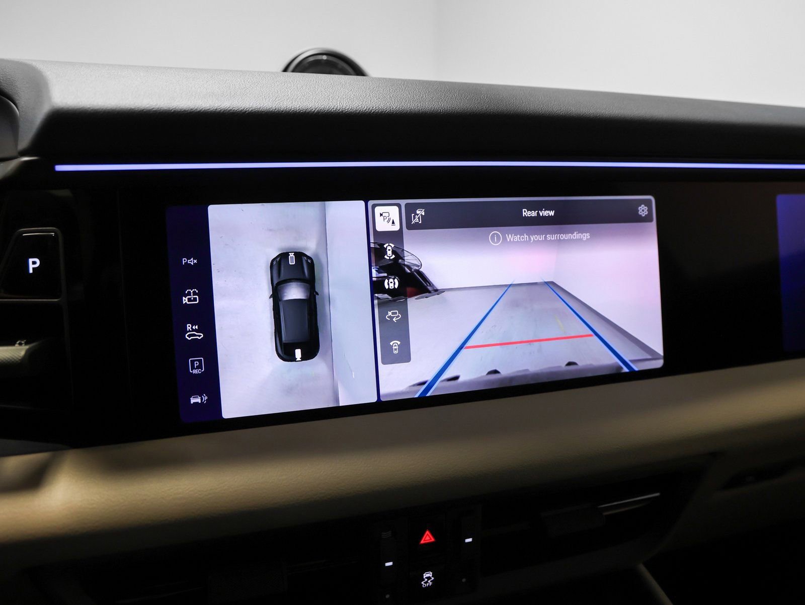 New 2026 Porsche Macan 4 Electric image 39