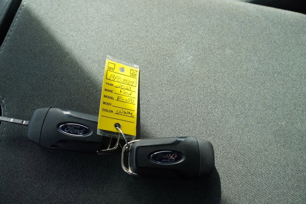 Used 2023 Ford F150 XLT w/ Trailer Tow Package image 2