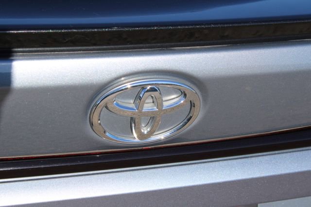 Used 2022 Toyota Corolla LE image 8