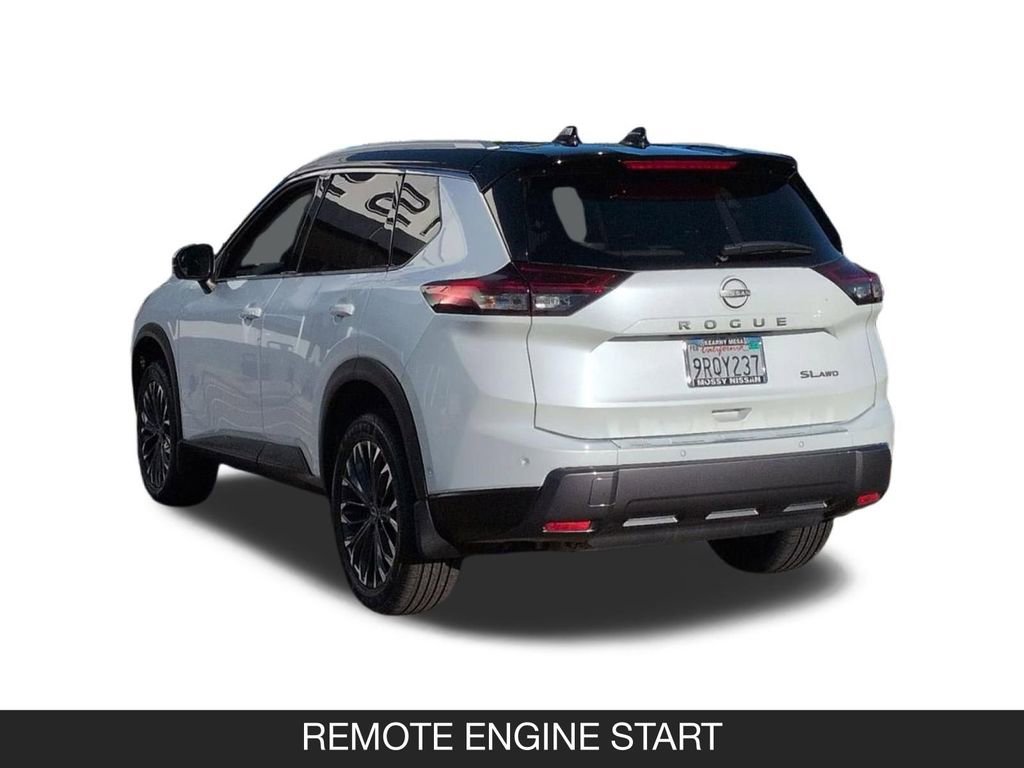 Certified 2025 Nissan Rogue SL w/ Tech Package AWD/4WD image 9