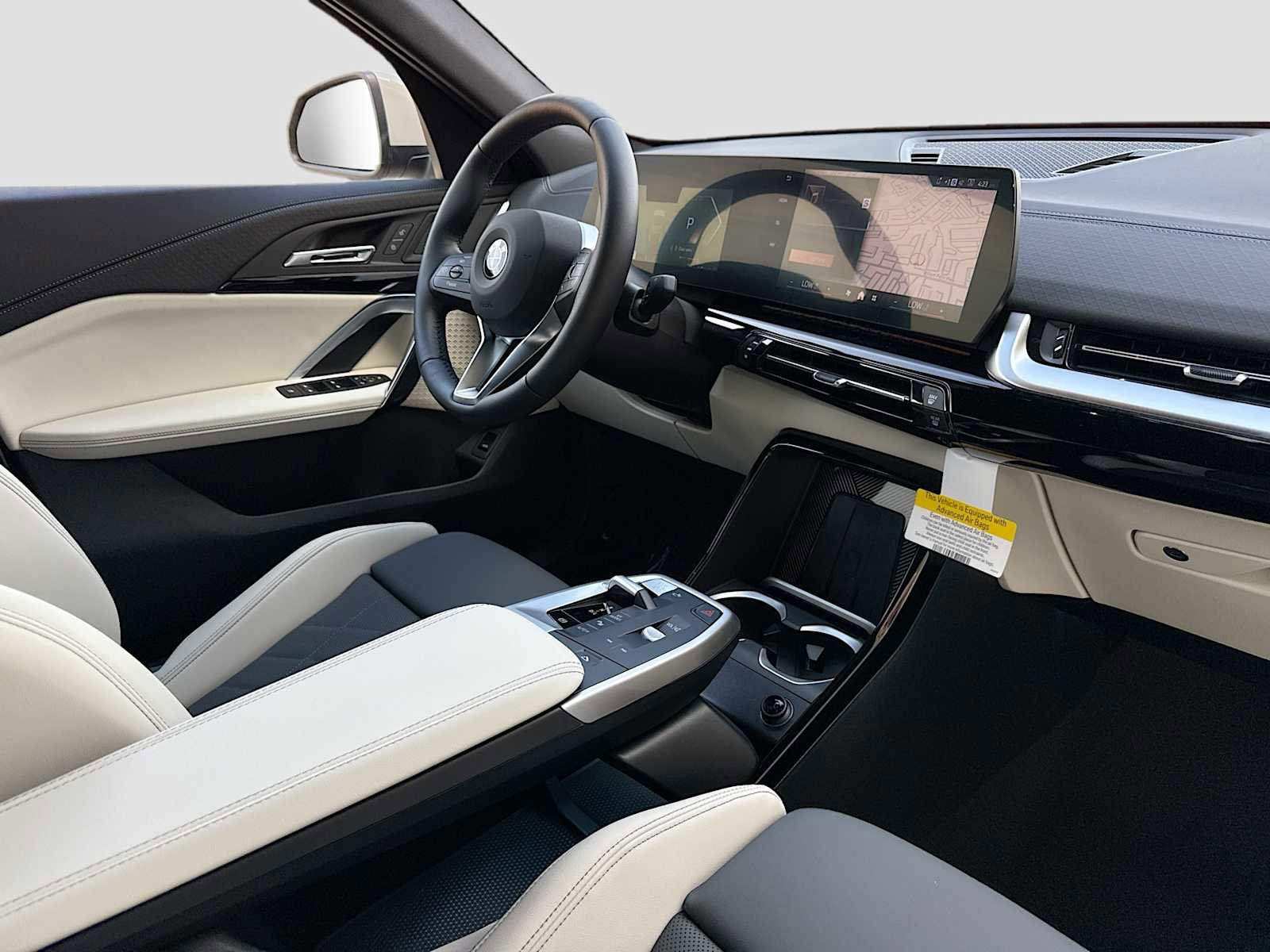 New 2026 BMW X2 xDrive28i AWD/4WD image 8