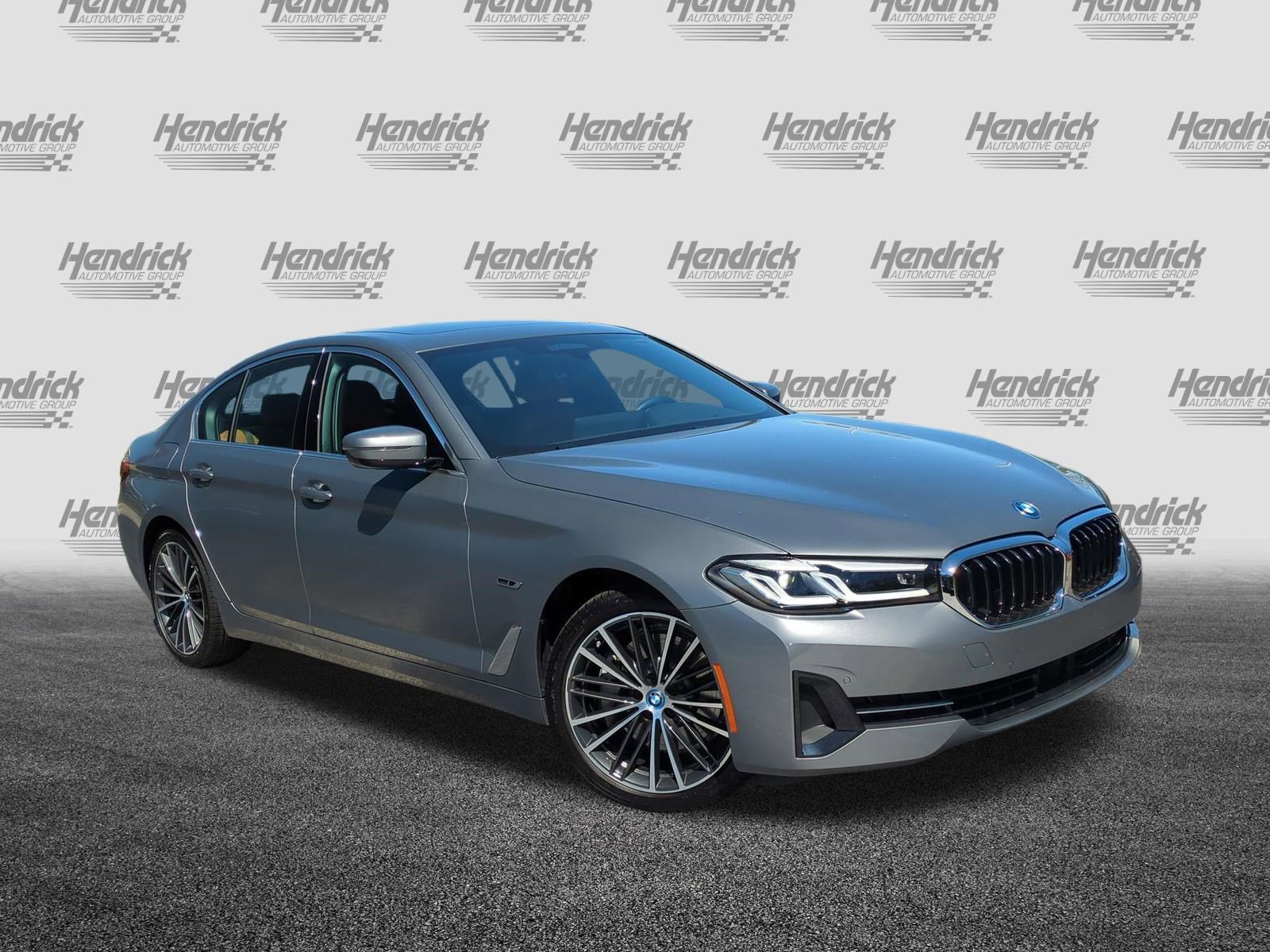 Certified 2023 BMW 530e xDrive 530e xDrive w/ Premium Package video 2
