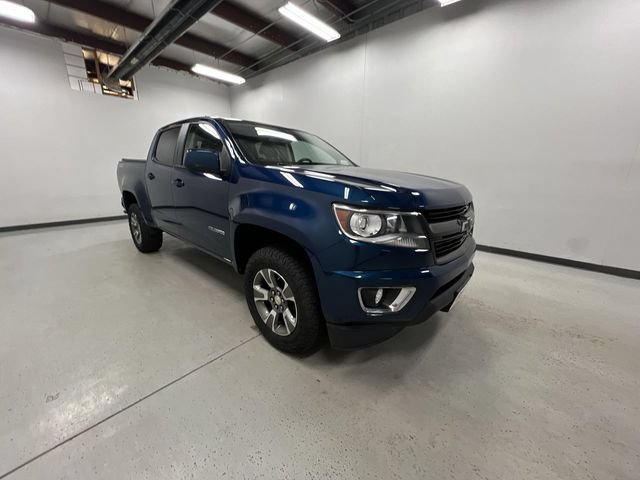 Used 2020 Chevrolet Colorado Z71 AWD/4WD image 2