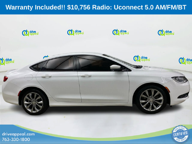 Used 2015 Chrysler 200 S FWD image 4