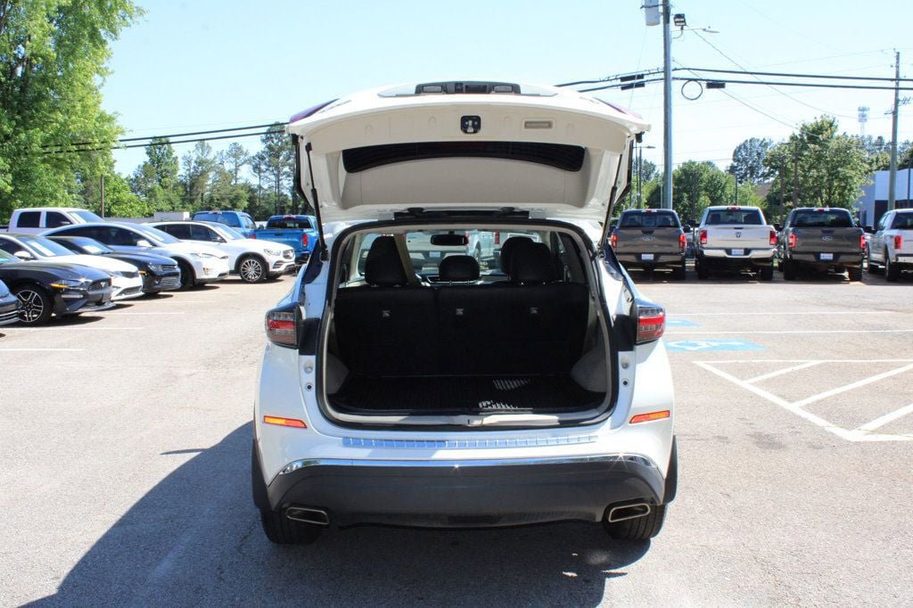 Used 2019 Nissan Murano SV w/ Cargo Package FWD image 9