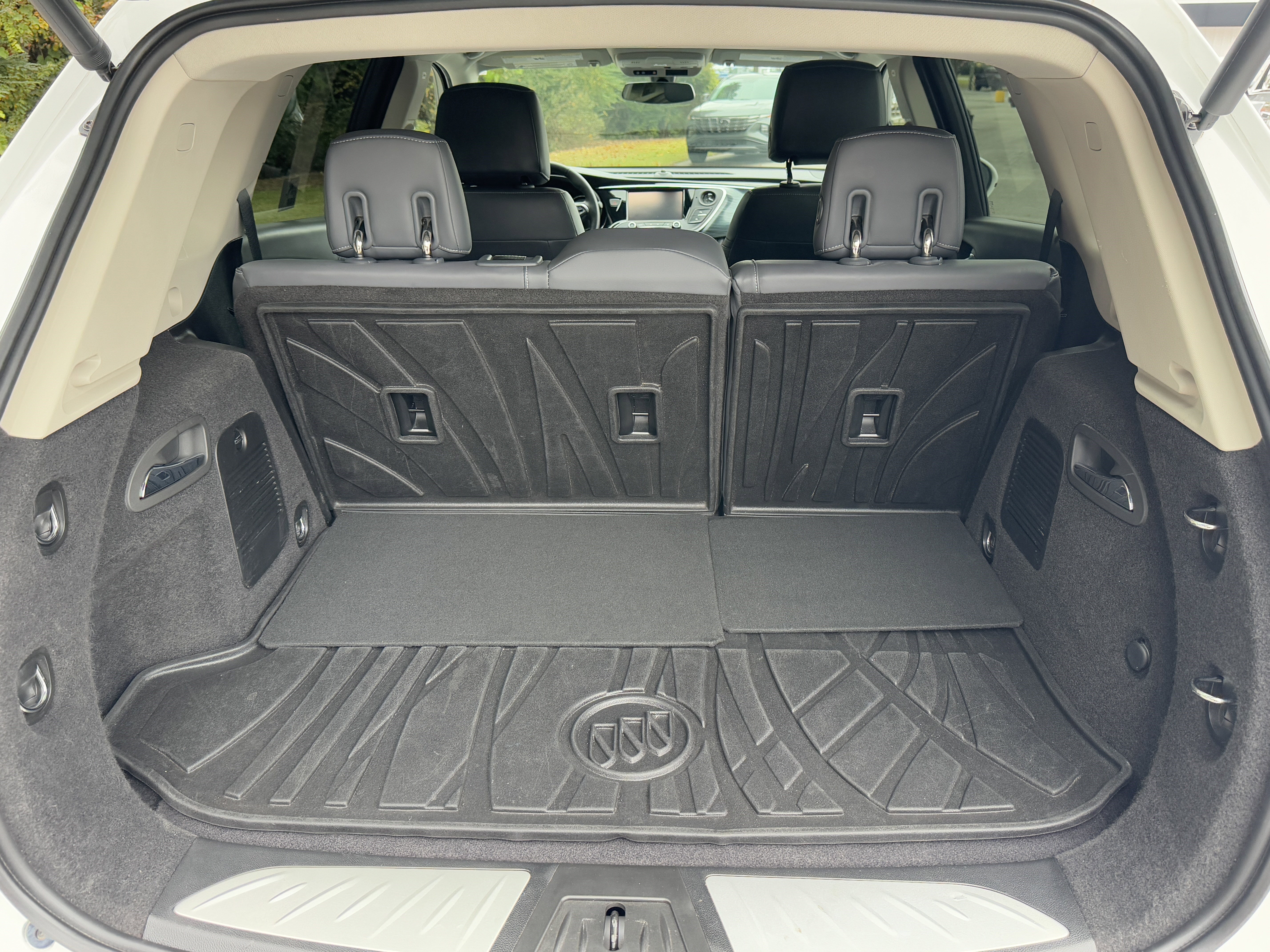 Used 2020 Buick Envision Essence image 7