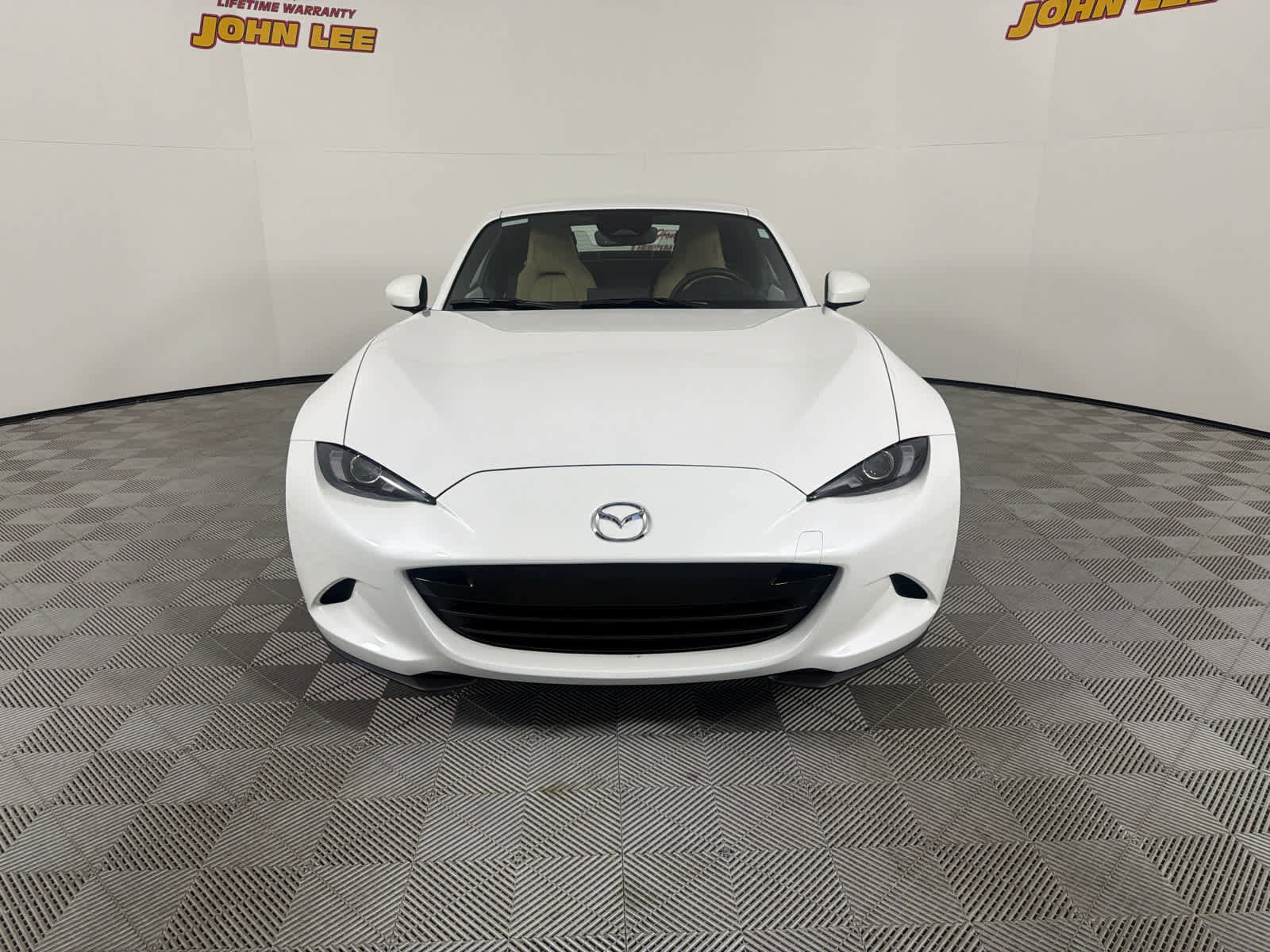 Used 2024 MAZDA MX-5 Miata RF Grand Touring image 9