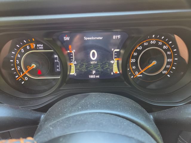 Used 2024 Jeep Gladiator Mojave w/ Technology Group AWD/4WD image 17