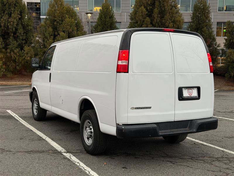 Used 2021 Chevrolet Express 2500 w/ Driver Convenience Package image 10