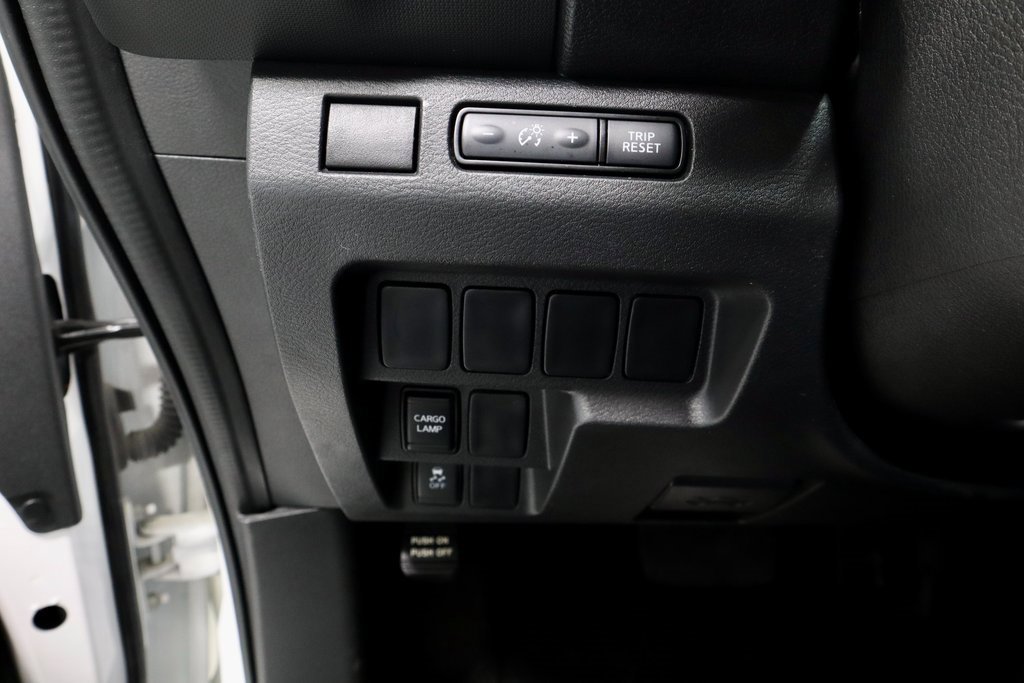 Certified 2023 Nissan Frontier SV w/ Tow Package image 28