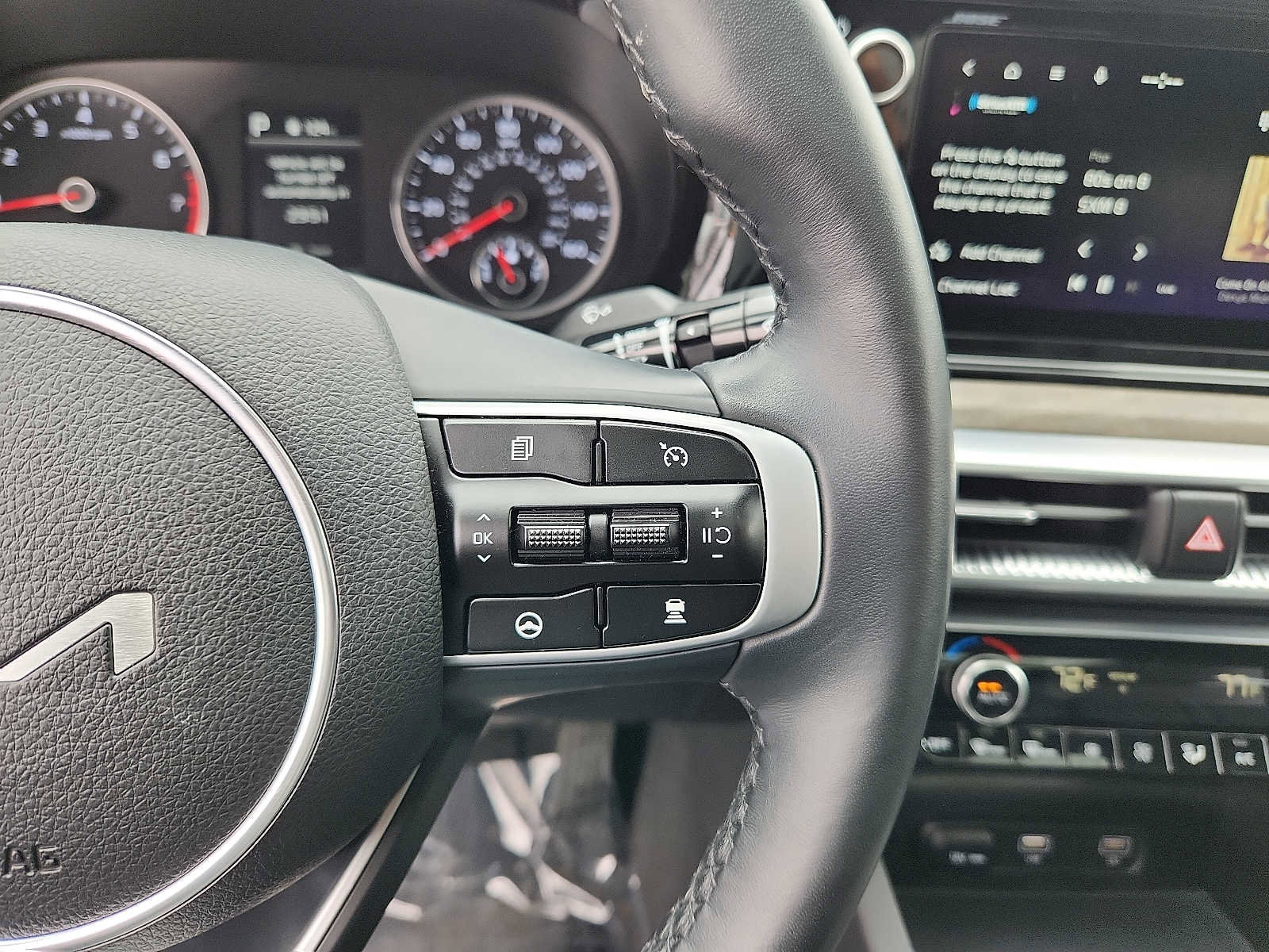 Used 2024 Kia K5 EX w/ EX Premium Package image 21