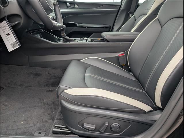 Certified 2026 Kia K5 GT-Line FWD image 9