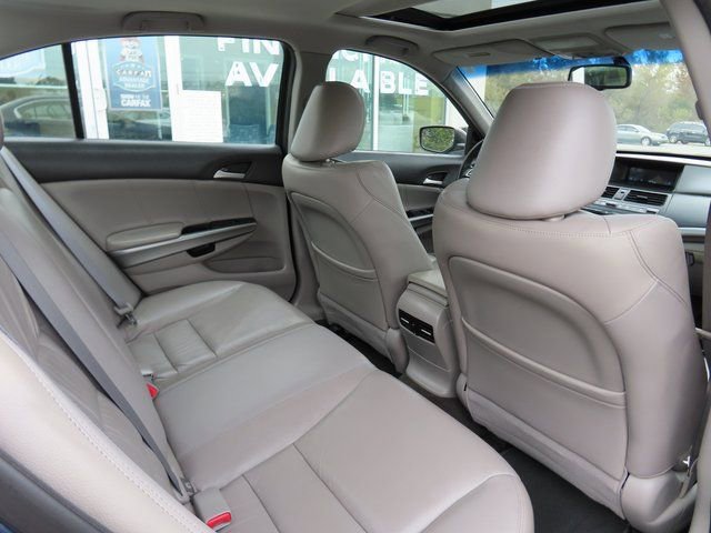 Used 2010 Honda Accord EX-L image 34
