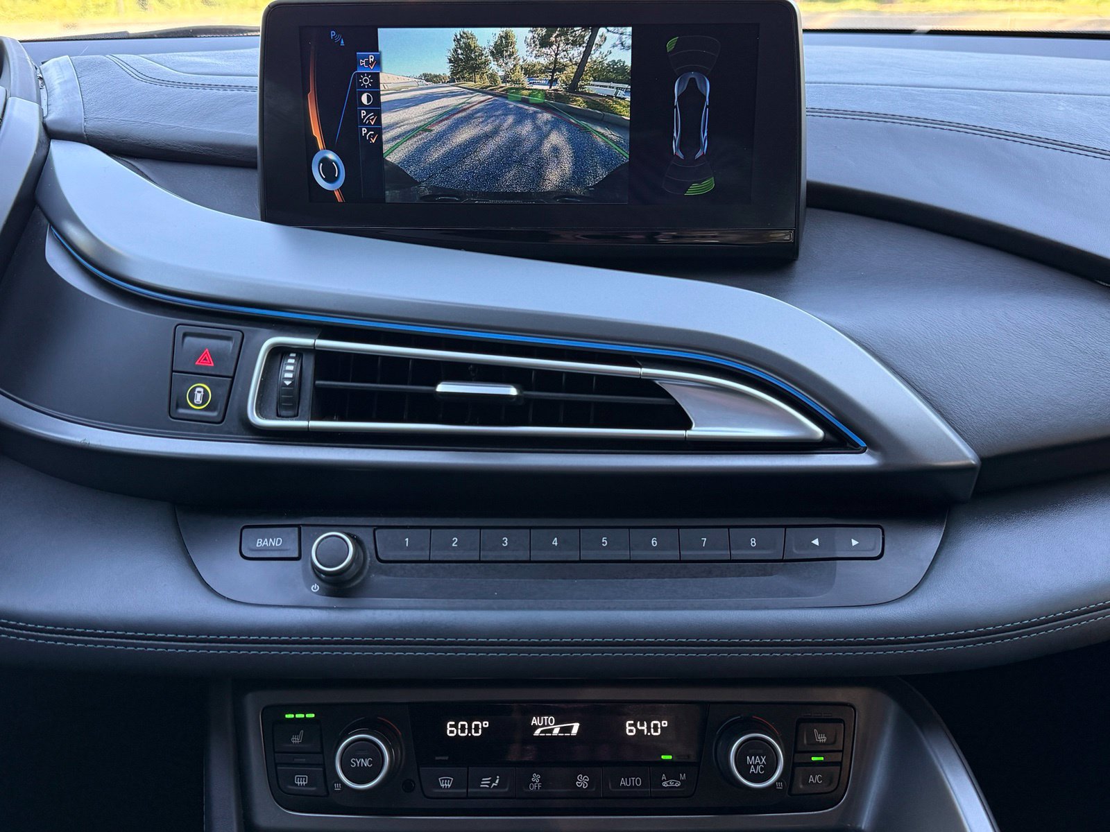 Used 2017 BMW i8 AWD/4WD image 28