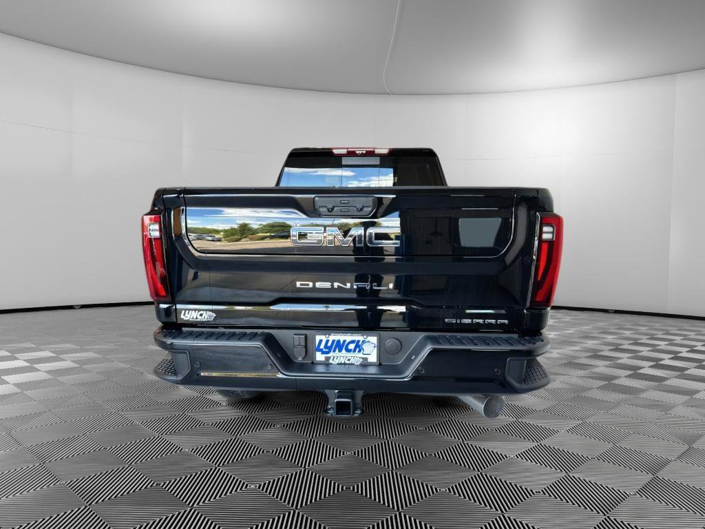 New 2026 GMC Sierra 2500 Denali Ultimate AWD/4WD image 4