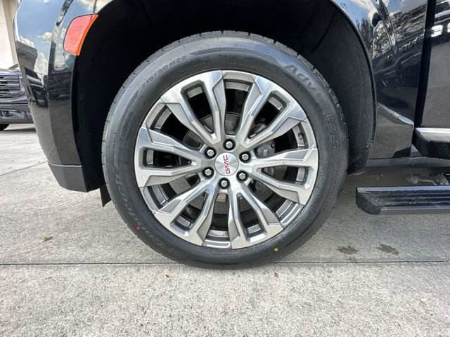 Used 2022 GMC Yukon Denali image 2