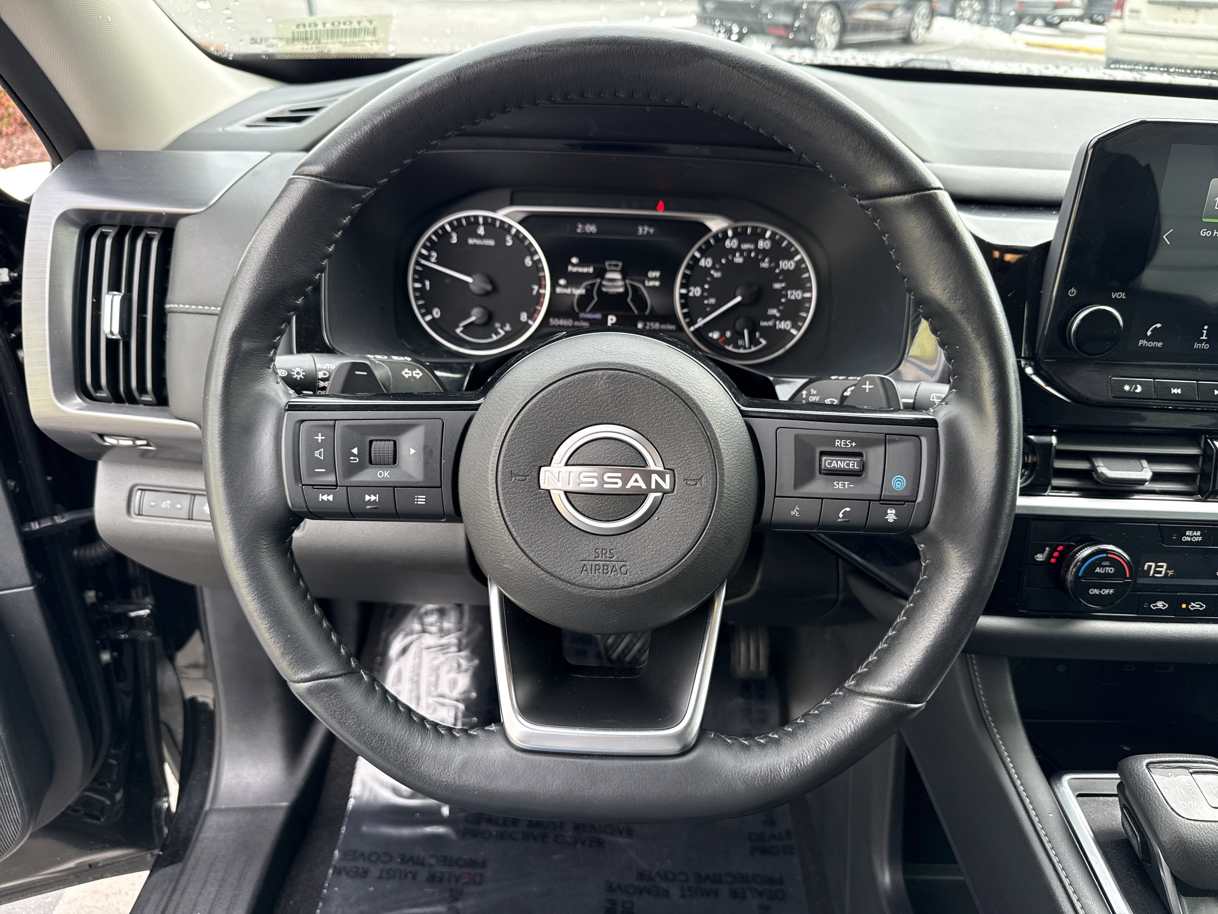 Used 2024 Nissan Pathfinder SL image 18