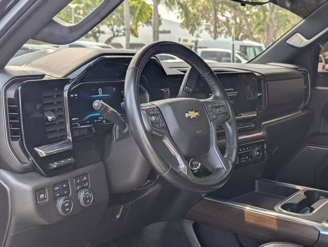 Used 2024 Chevrolet Silverado 2500 High Country w/ High Country Premium Package AWD/4WD image 12