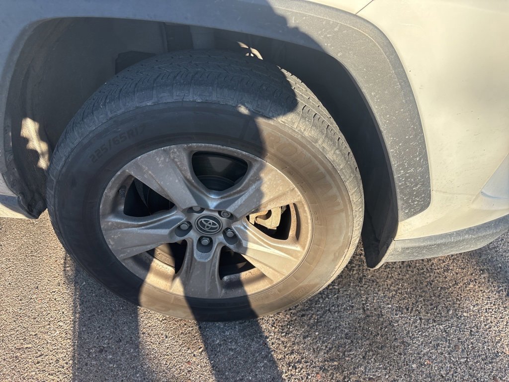 Used 2019 Toyota RAV4 XLE w/ All Weather Liner Package image 2