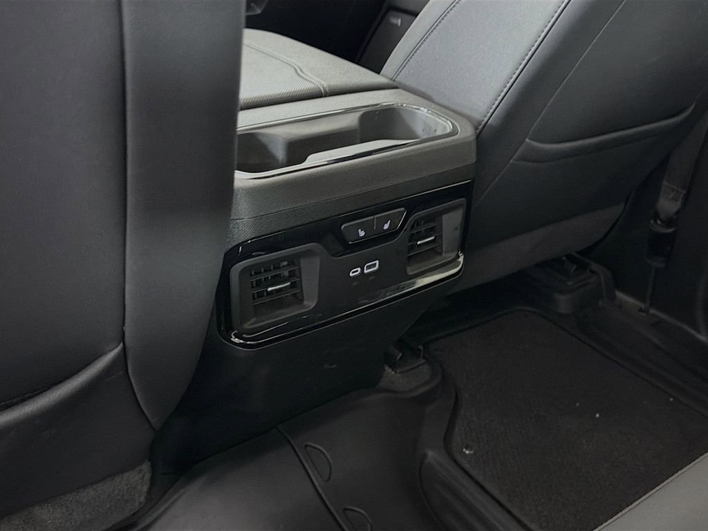 Used 2024 GMC Sierra 2500 AT4 w/ AT4 Premium Plus Package image 29