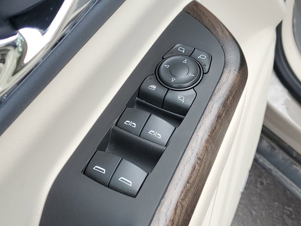 Used 2023 GMC Acadia Denali w/ Trailering Package image 23